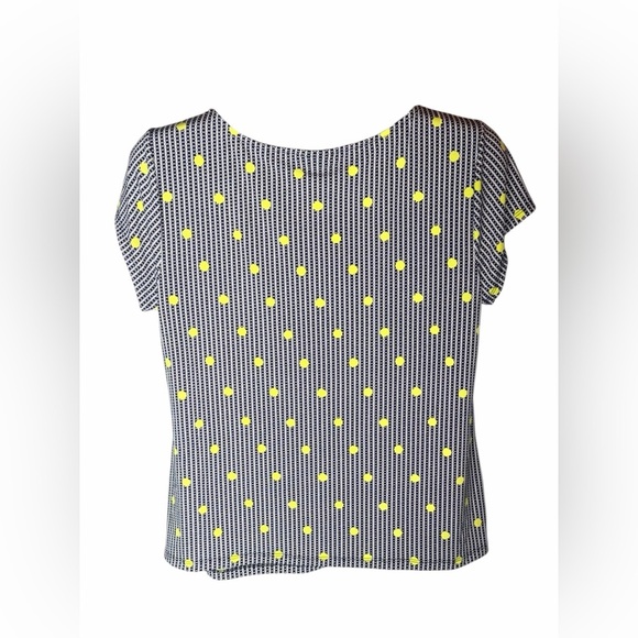Worthington Black and Yellow Polka Dot Short Sleeve Top Petite X-Large - Picture 2 of 3